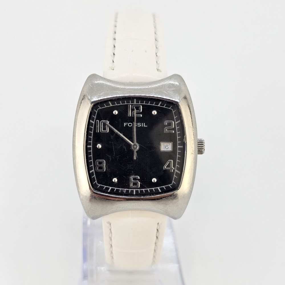 Fossil Women's Watch 30MM Black Dial Date NEW White Leather Bands NEW Battery